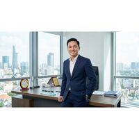 CEO - Khưu  Lục Trầm